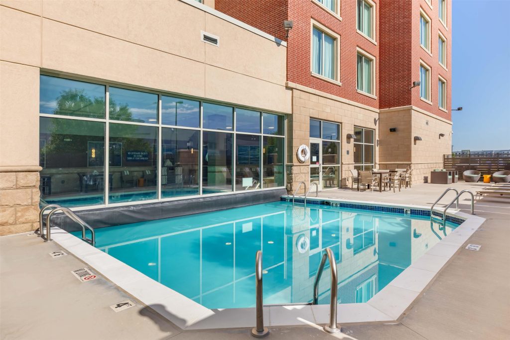 Drury Plaza Hotel Denver outdoor pool