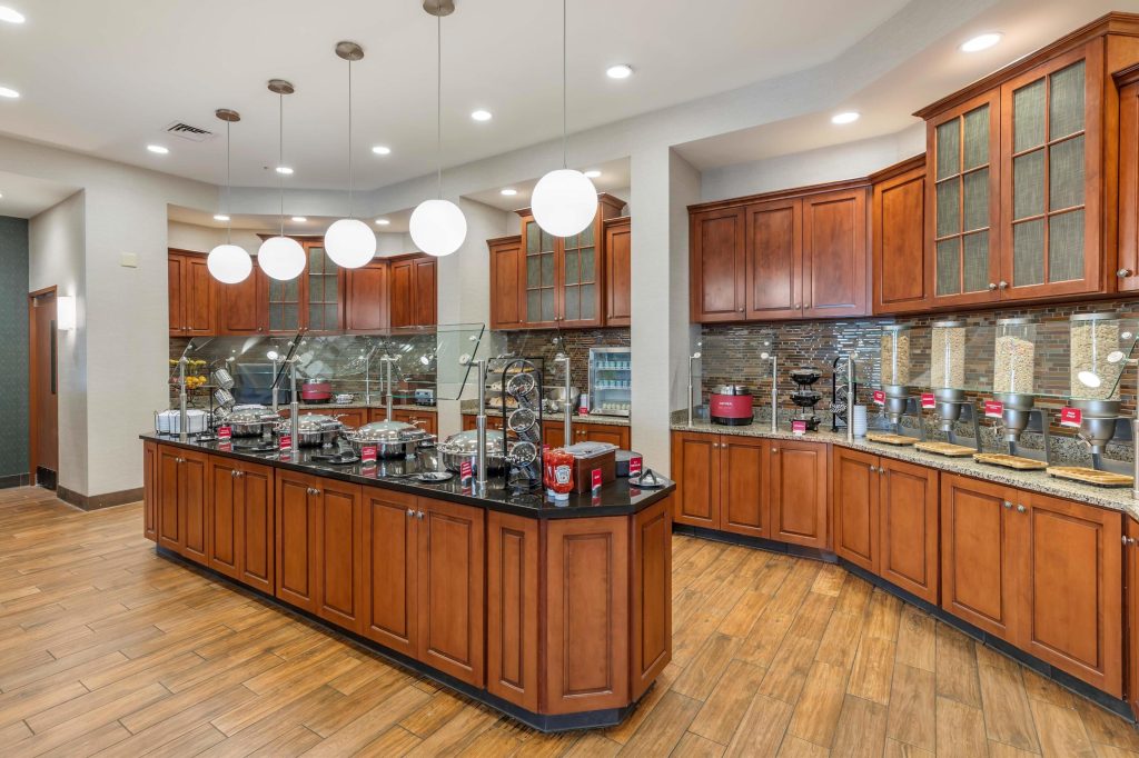 Drury Plaza Hotel Denver buffet
